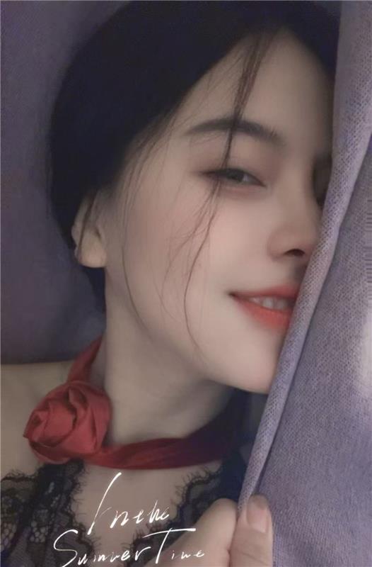 江苏-南京颜值御姐笑笑-3.jpg