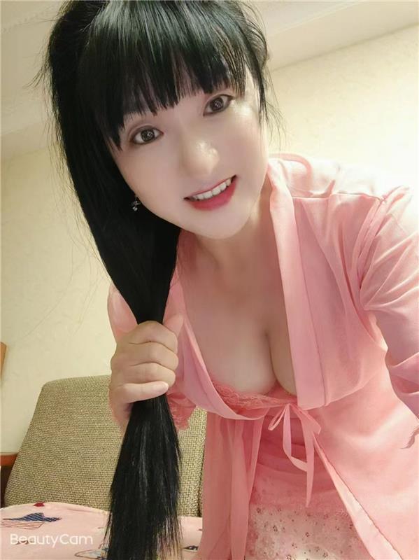 陕西-西安南稍门地铁口附近的熟女姐姐-1.jpg